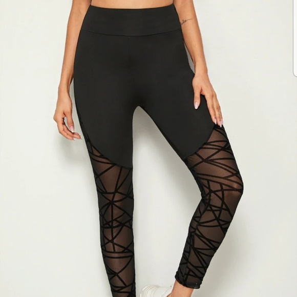 Geometric Pattern Workout Pants - Picture 5 of 7